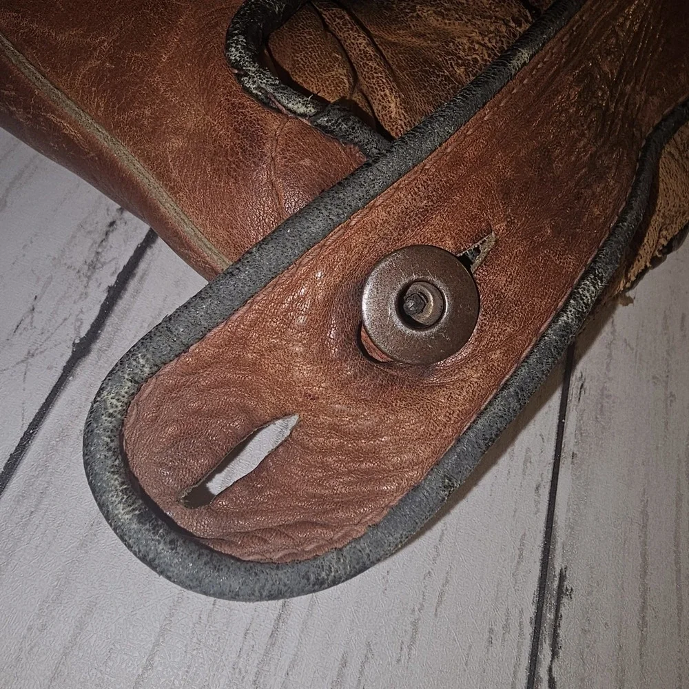 Vintage Sonnett Leather Baseball Glove Mitt Barney McCosky Model Button Strap OK